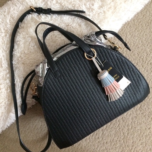 Le Miel Handbags - Le Miel bag with metallic top closure